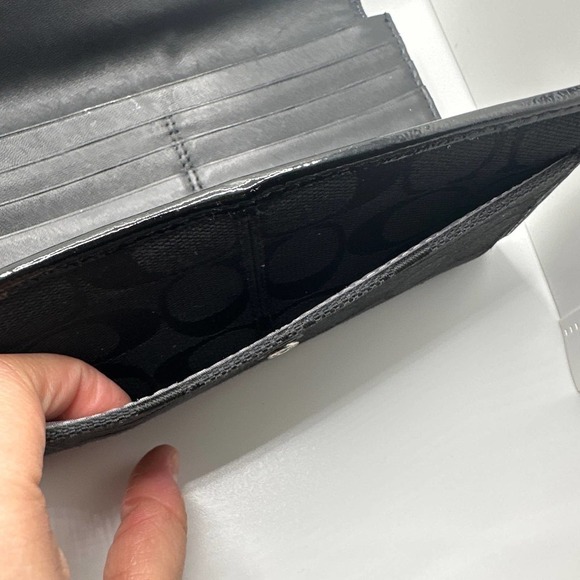 COACH Signature Canvas Jacquard Patent Wallet - Picture 10 of 11